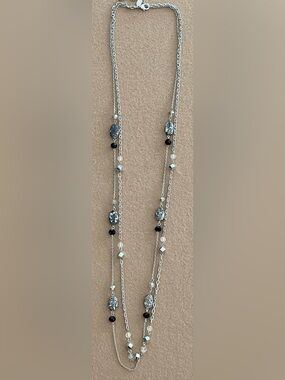 Black Silver & Gray Beaded Necklace